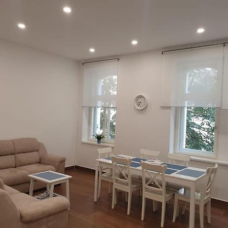 Апартаменти Prague Downtown Vinohrady - Next To Havlicek Park Екстер'єр фото