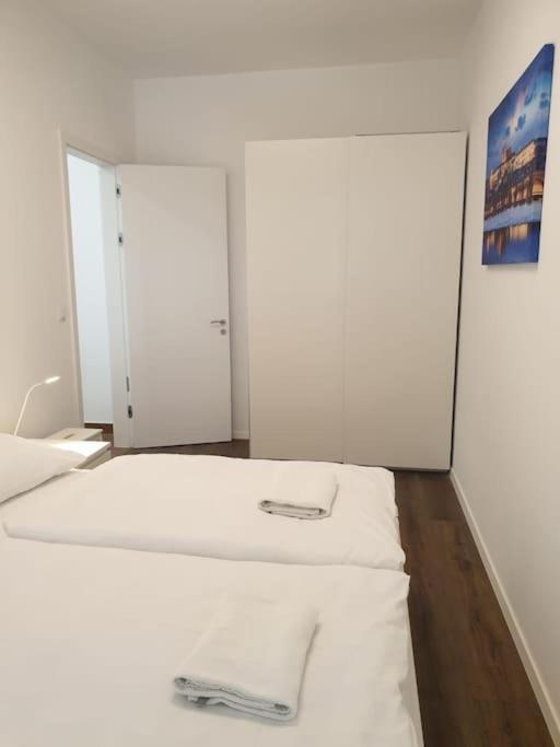 Апартаменти Prague Downtown Vinohrady - Next To Havlicek Park Екстер'єр фото